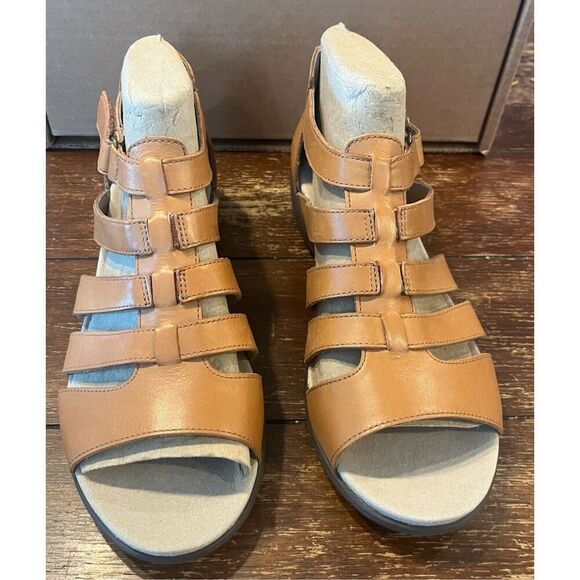 Aravon Women's Abbey Gladiator Flat Sandal - 9 - Picture 2 of 8